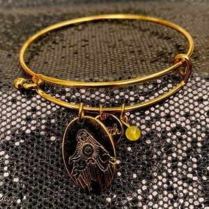 Gold Tone Dangle Charm Bracelet